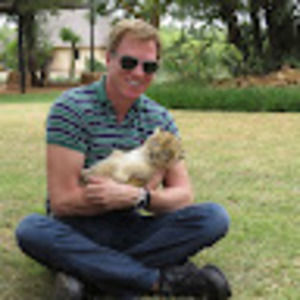 Meet your Posher, Thom j